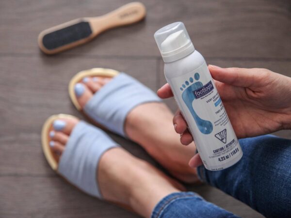 Footlogix 3 Vaahtovoide hyvin kuivalle iholle 125 ml